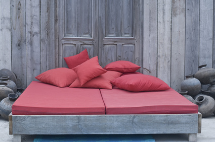 Bett aus alten Holz, Ökomöbel